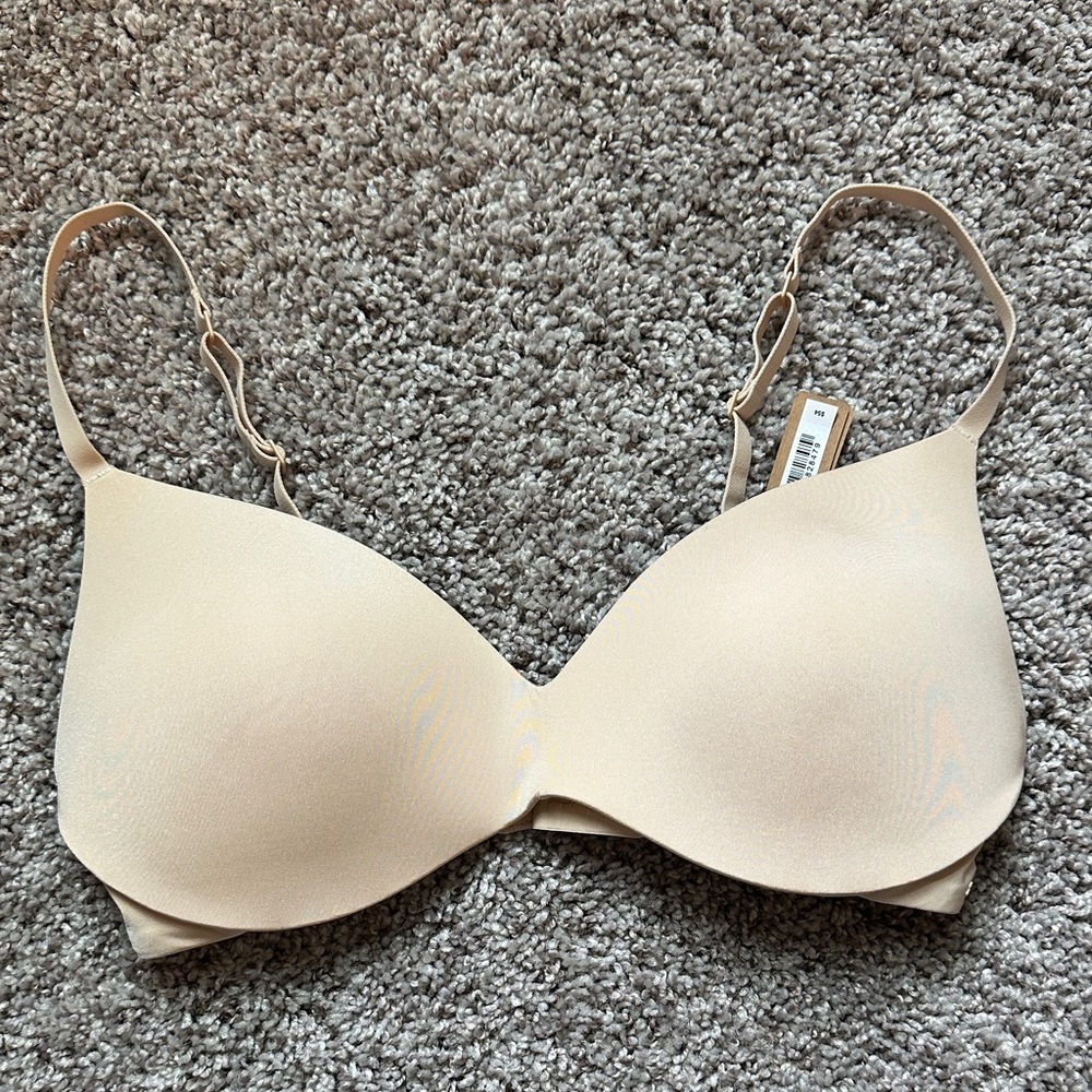 Skims Wireless Form Push Up Plunge Bra NEW WITH TAGS